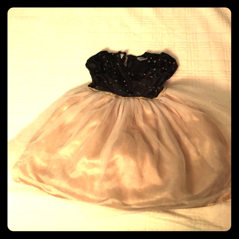 Beautiful toddler dress.